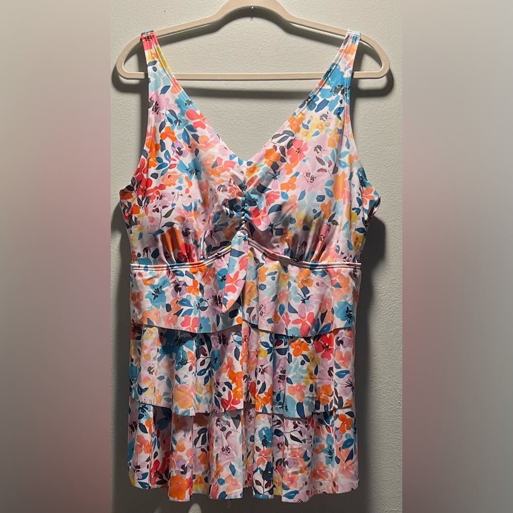 Bloomchic Floral Swimtop - Size 18/20